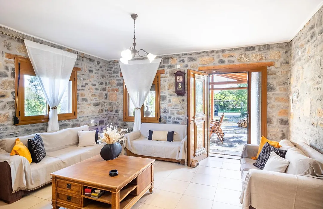 Villa Eleftheria 5 Bedrooms, Swimming Pool In Panormo-1